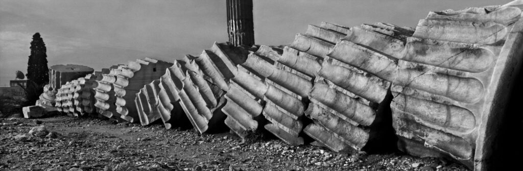 Josef Koudelka: Řecko, Athény, 1994. - Foto: © Josef Koudelka / Magnum Photos, Courtesy of the Josef Koudelka Foundation